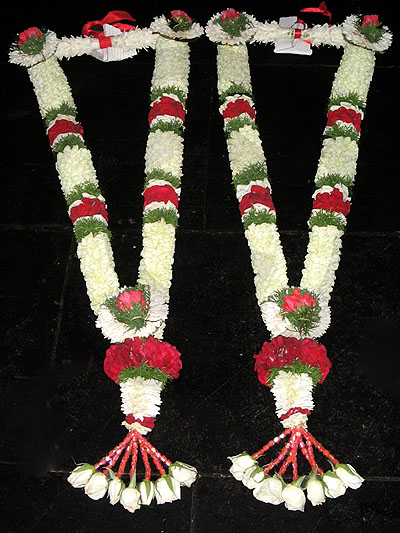 Garland Decorations for Wedding/Marriage/Reception Events - Madurai Decorators
