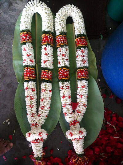 Garland Decorations for Wedding/Marriage/Reception Events - Madurai Decorators